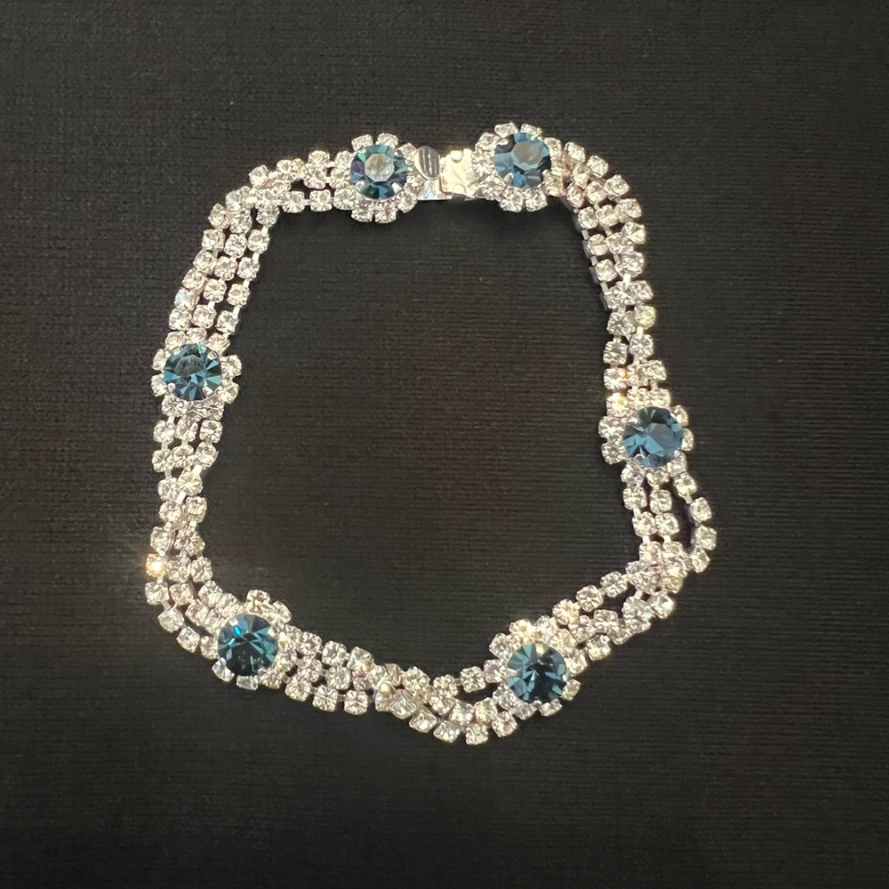Delicate vintage rhinestone and fashion sapphire stone bracelet